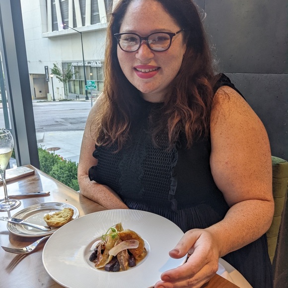 Meet your Posher, Jaime - Picture 11 of 16